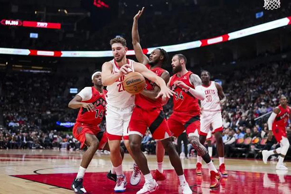 NBA常规赛：火箭客场139-121大胜猛龙 杜兰特里程碑之夜篮板暴虐